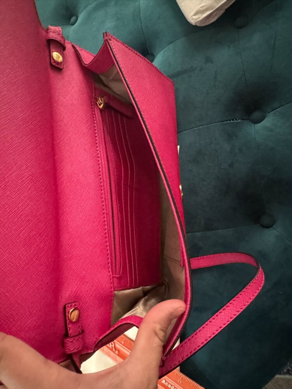 Michael Kors wristlet - Picture 4 of 4